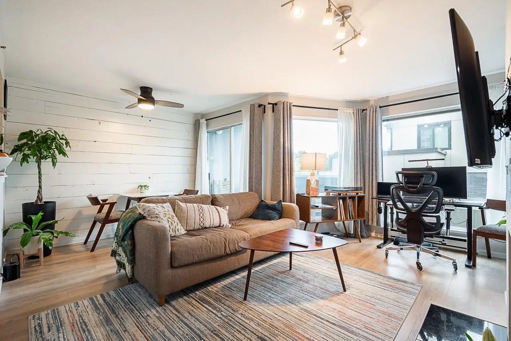 973 W 7th Avenue 2, Vancouver