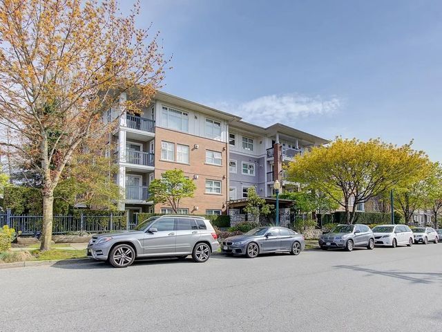 995 W 59th Avenue 210, Vancouver