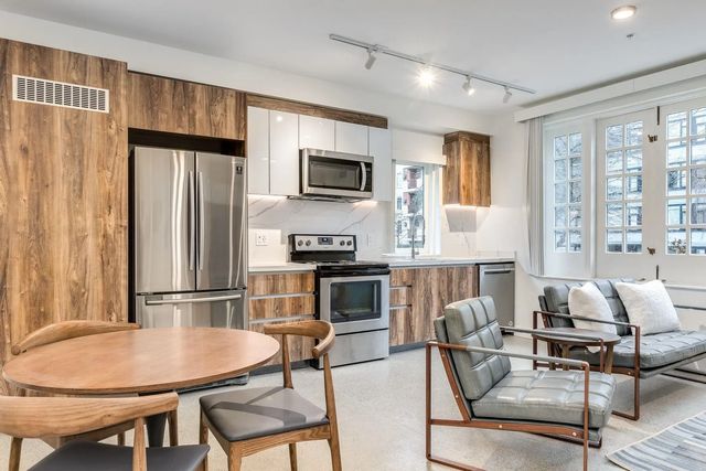 1170 Barclay Street 107, Vancouver
