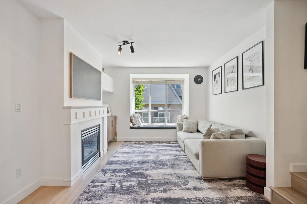 6689 Prenter Street, Burnaby