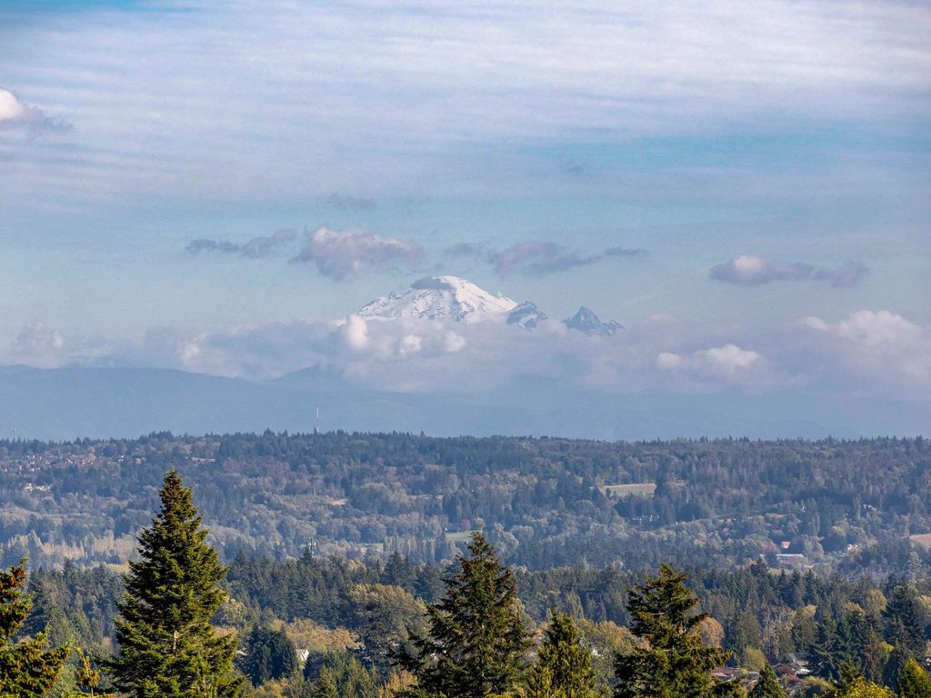 1526 Finlay Street 603, White Rock
