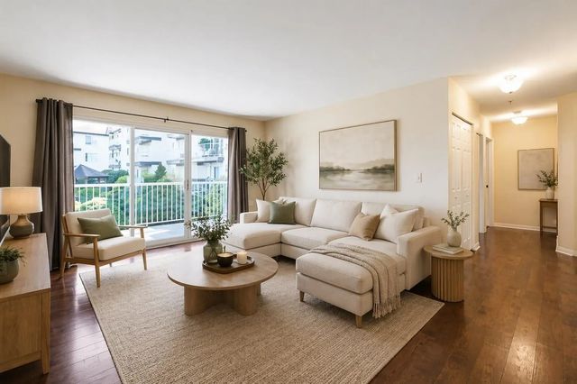 33535 King Road 104, Abbotsford