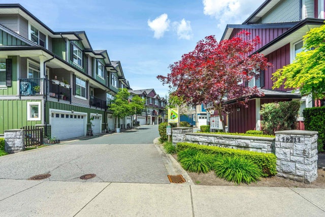 18211 70 Avenue 6, Surrey