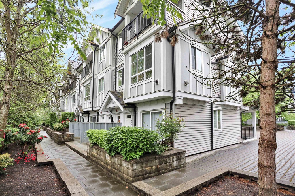 13239 Old Yale Road 40, Surrey