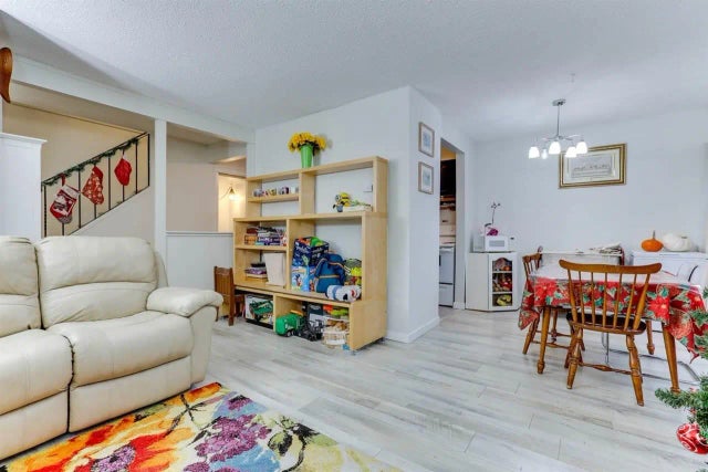 15265 105 Avenue 77, Surrey