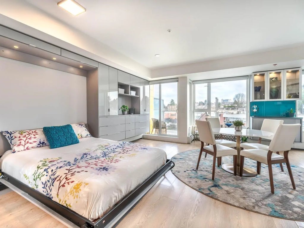 417 Great Northern Way 609, Vancouver