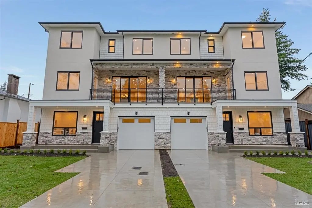 9727 129a Avenue 101, Surrey