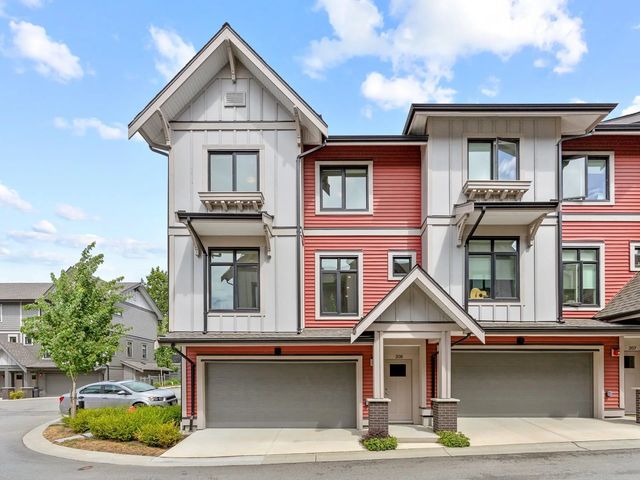 6951 204 Street 206, Langley