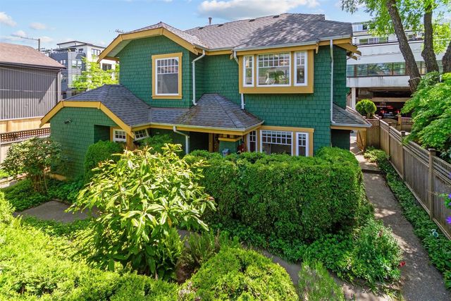 2952 W 8th Avenue, Vancouver