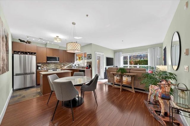 2473 Atkins Avenue 102, Port Coquitlam