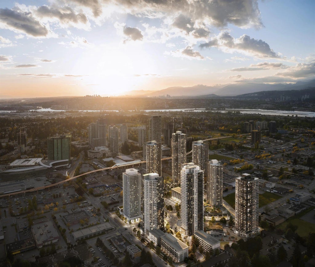 13738 Central Avenue 705, Surrey