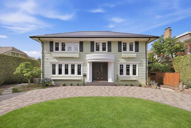 1407 W 33rd Avenue, Vancouver