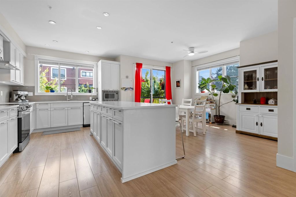 13260 236 Street 1, Maple Ridge