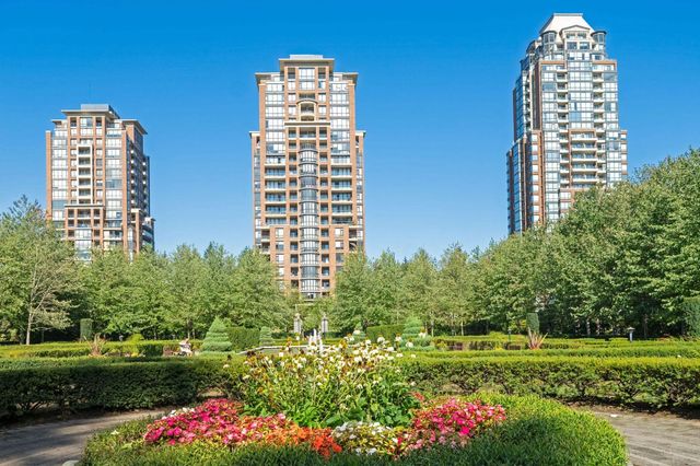 6833 Station Hill Drive 1603, Burnaby