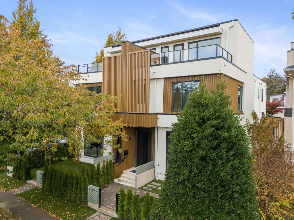 1595 W 66th Avenue 2, Vancouver