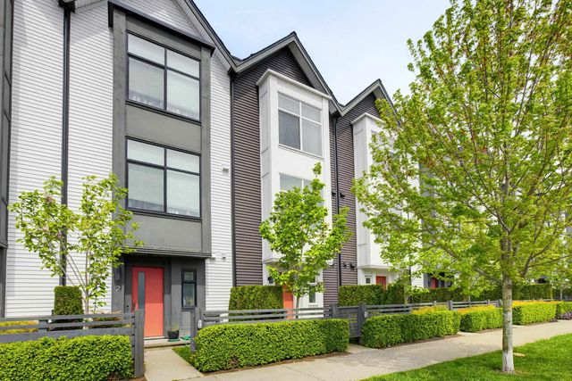 17555 57a Avenue 3, Surrey