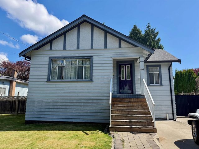 609 Fourth Street, New Westminster