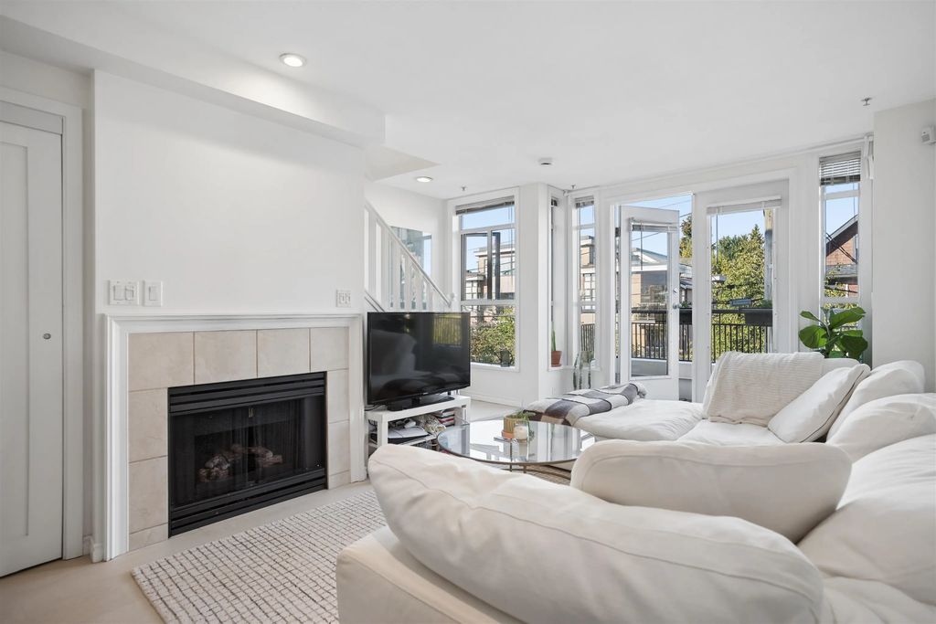 2190 W 5th Avenue 203, Vancouver