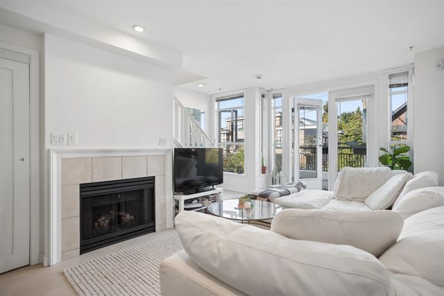 2190 W 5th Avenue 203, Vancouver