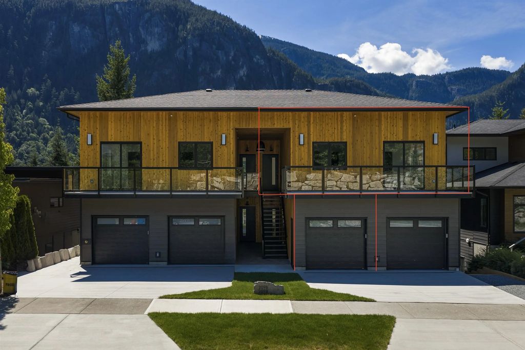 2096 Crumpit Woods Drive 2, Squamish