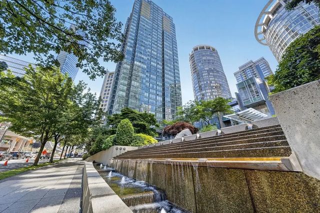 1200 W Georgia Street 2202, Vancouver