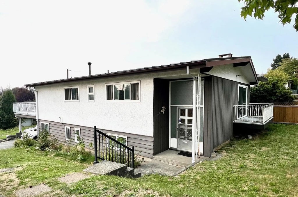 4695 Nanaimo Street, Vancouver