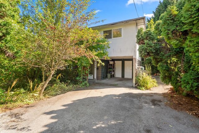 4924 45 Avenue, Delta