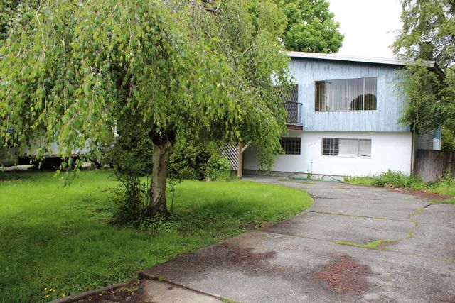 8815 Cook Crescent, Richmond