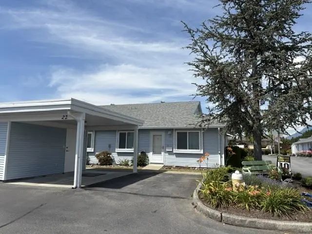 23580 Dewdney Trunk Road 22, Maple Ridge