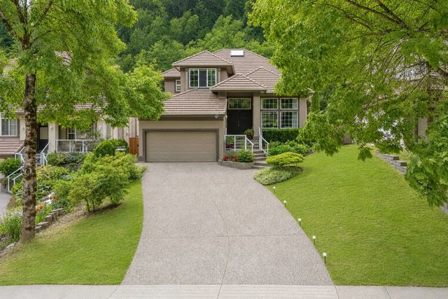 1818 Camelback Court, Coquitlam