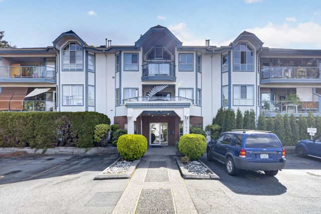 5646 200 Street 204, Langley