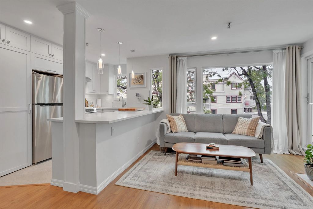 2020 W 8th Avenue 315, Vancouver