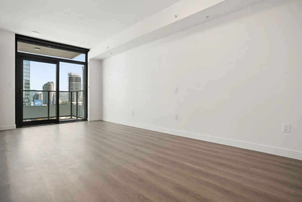 6608 Sussex Avenue 1206, Burnaby