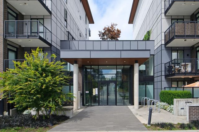 750 Dogwood Street 220, Coquitlam