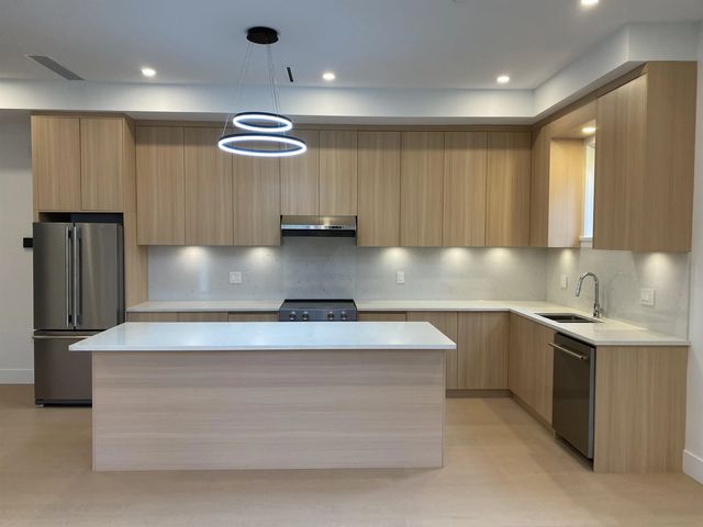2452 Harrison Drive 1, Vancouver