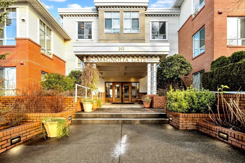 383 E 37th Avenue 335, Vancouver