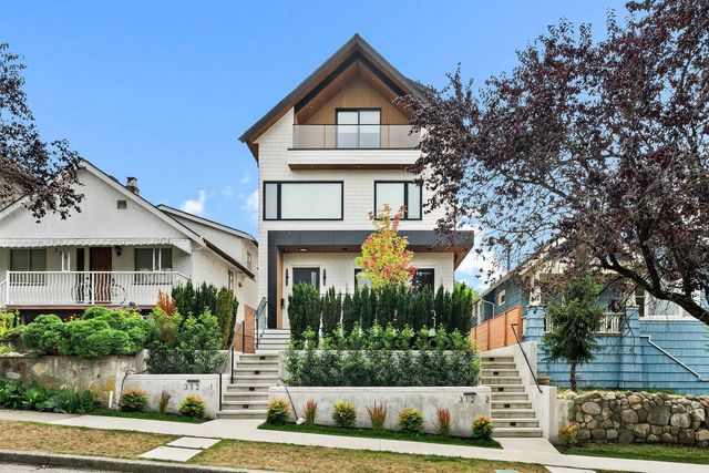 312 E 37th Avenue 2, Vancouver