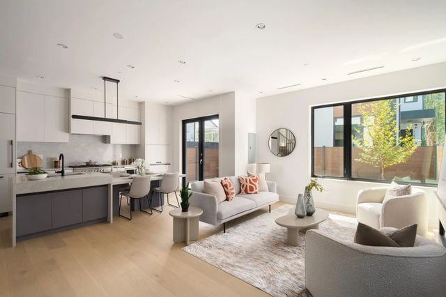 1450 E 30th Avenue 2, Vancouver