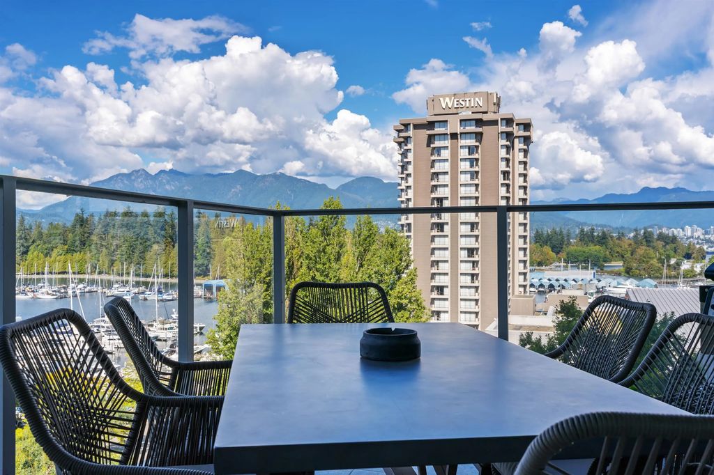 1650 Bayshore Drive 902, Vancouver