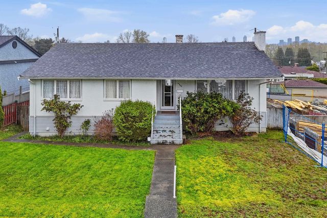 4465 Price Crescent, Burnaby