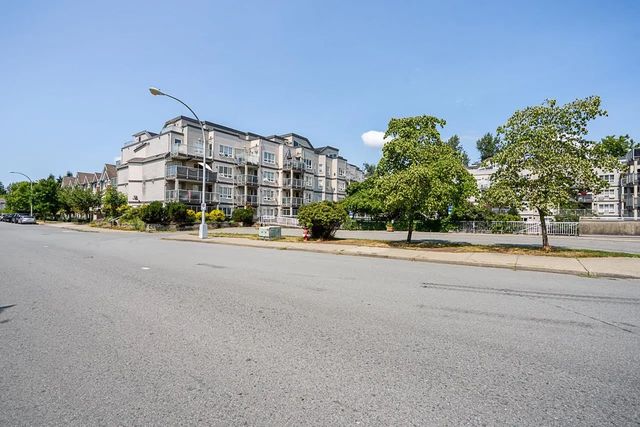 14355 103 Avenue 108, Surrey