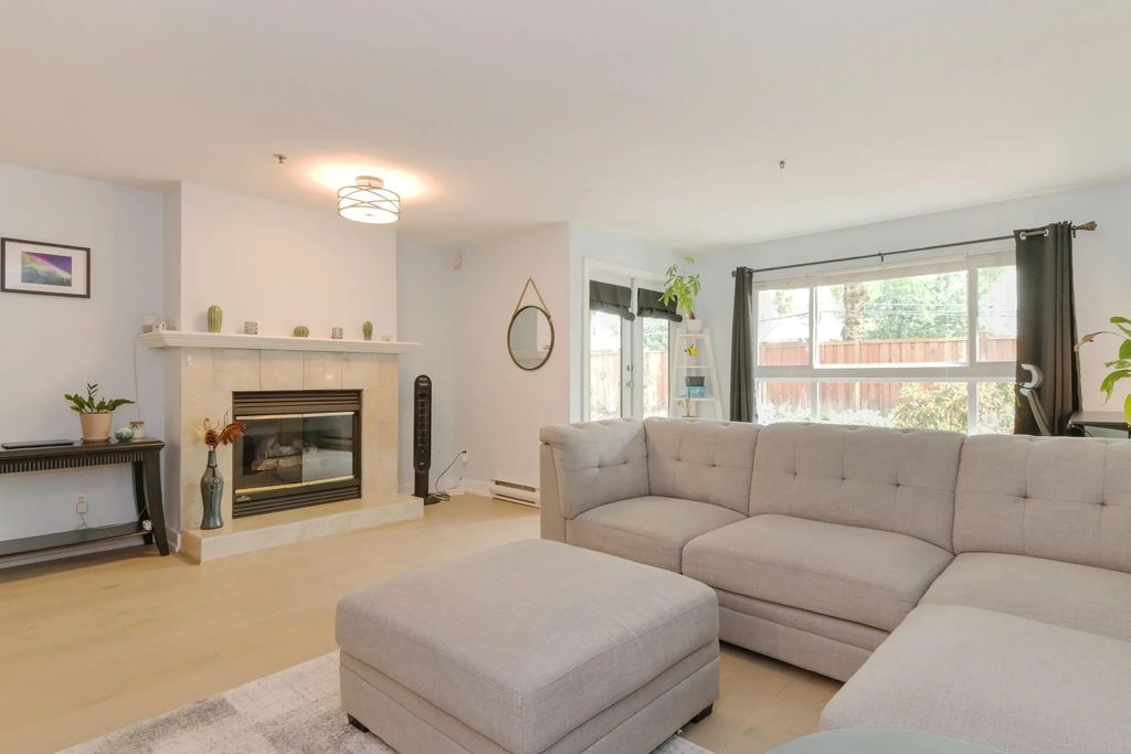 19721 64 Avenue 106, Langley