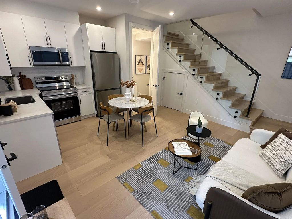 6989 Kerr Street 2, Vancouver