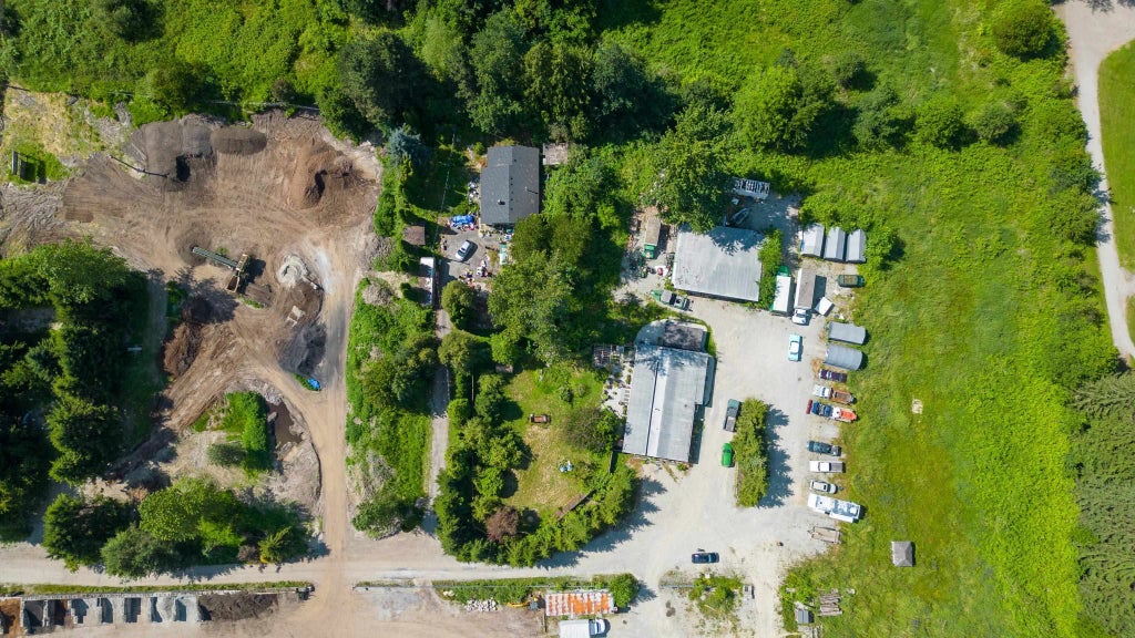 23519 Lougheed Highway, Maple Ridge