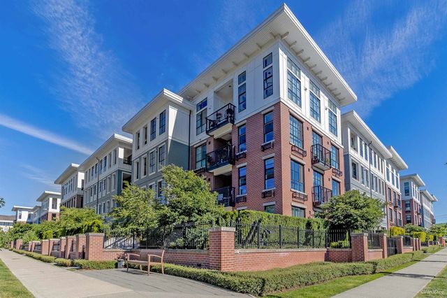 15138 34th Avenue 212, Surrey