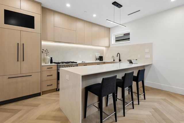 3639 E 46th Avenue 2, Vancouver