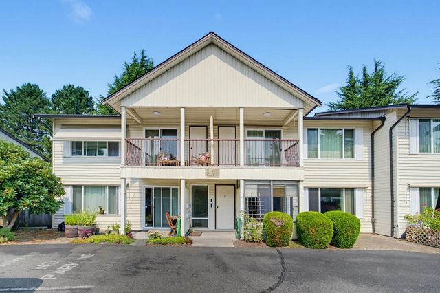 2853 W Bourquin Crescent 108, Abbotsford