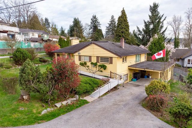 1874 Hillside Avenue, Coquitlam