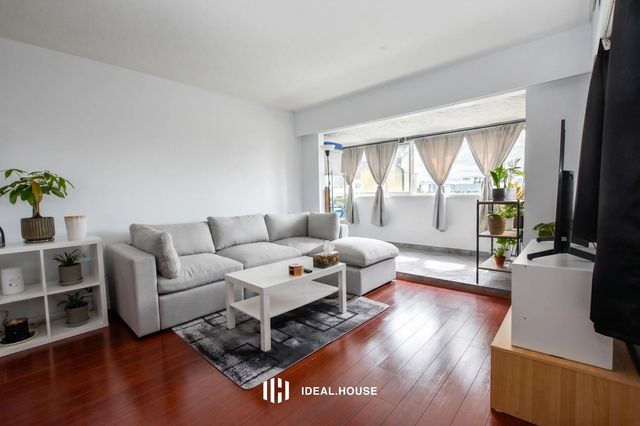 1320 Fir Street 201, White Rock