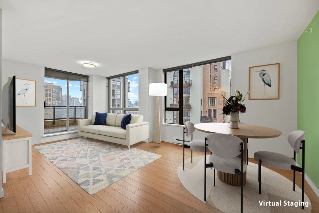 1295 Richards Street 1804, Vancouver